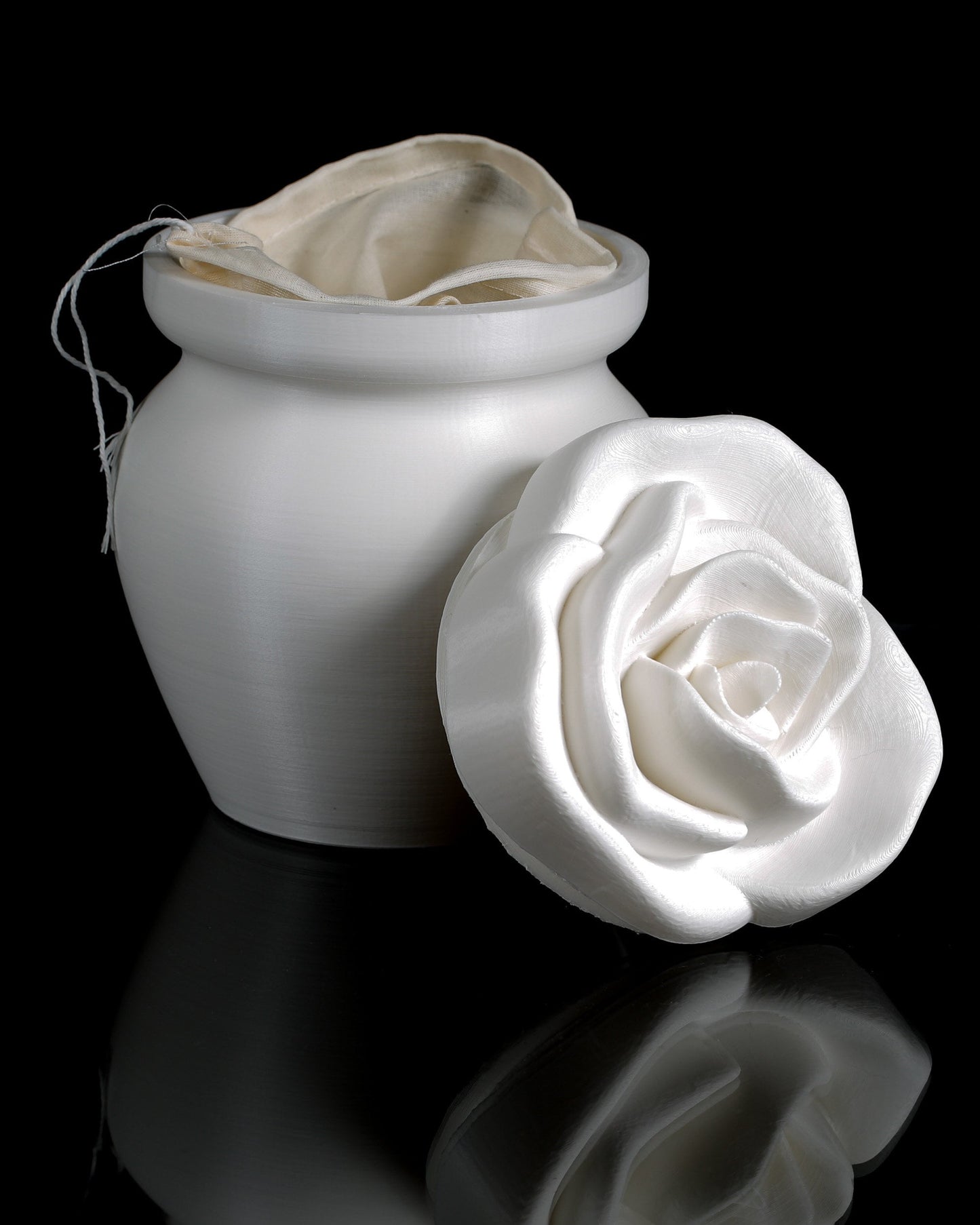 White Biodegradable Urn with Rose Lid