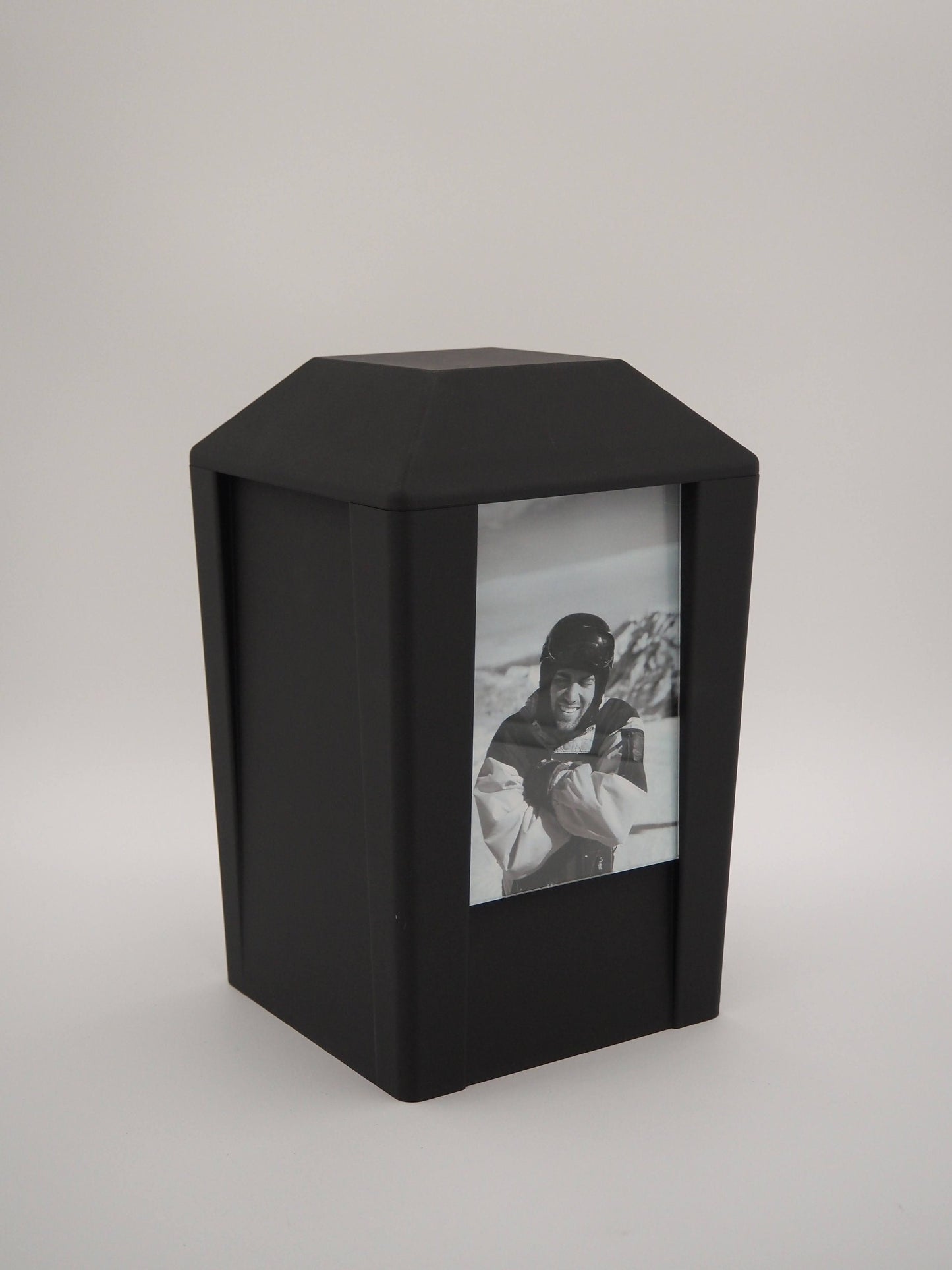 Biodegradable Photo Urn (4x6 Photo) - Black