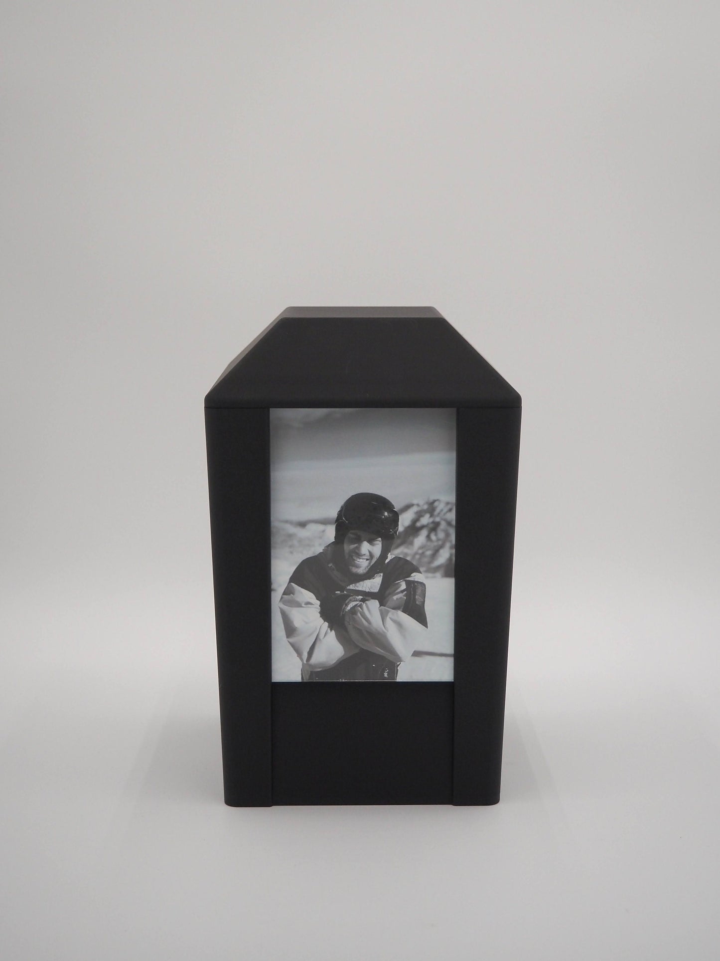 Biodegradable Photo Urn (4x6 Photo) - Black